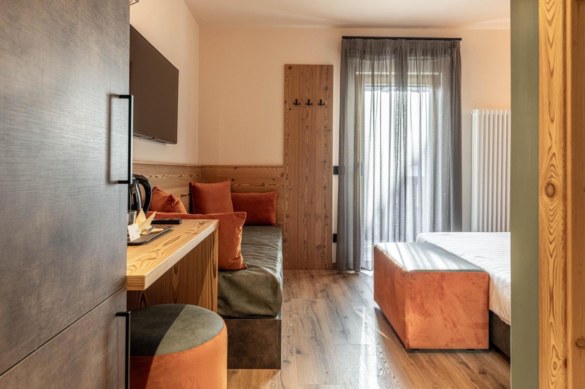 Hotel Laste' Caldes Kültér fotó