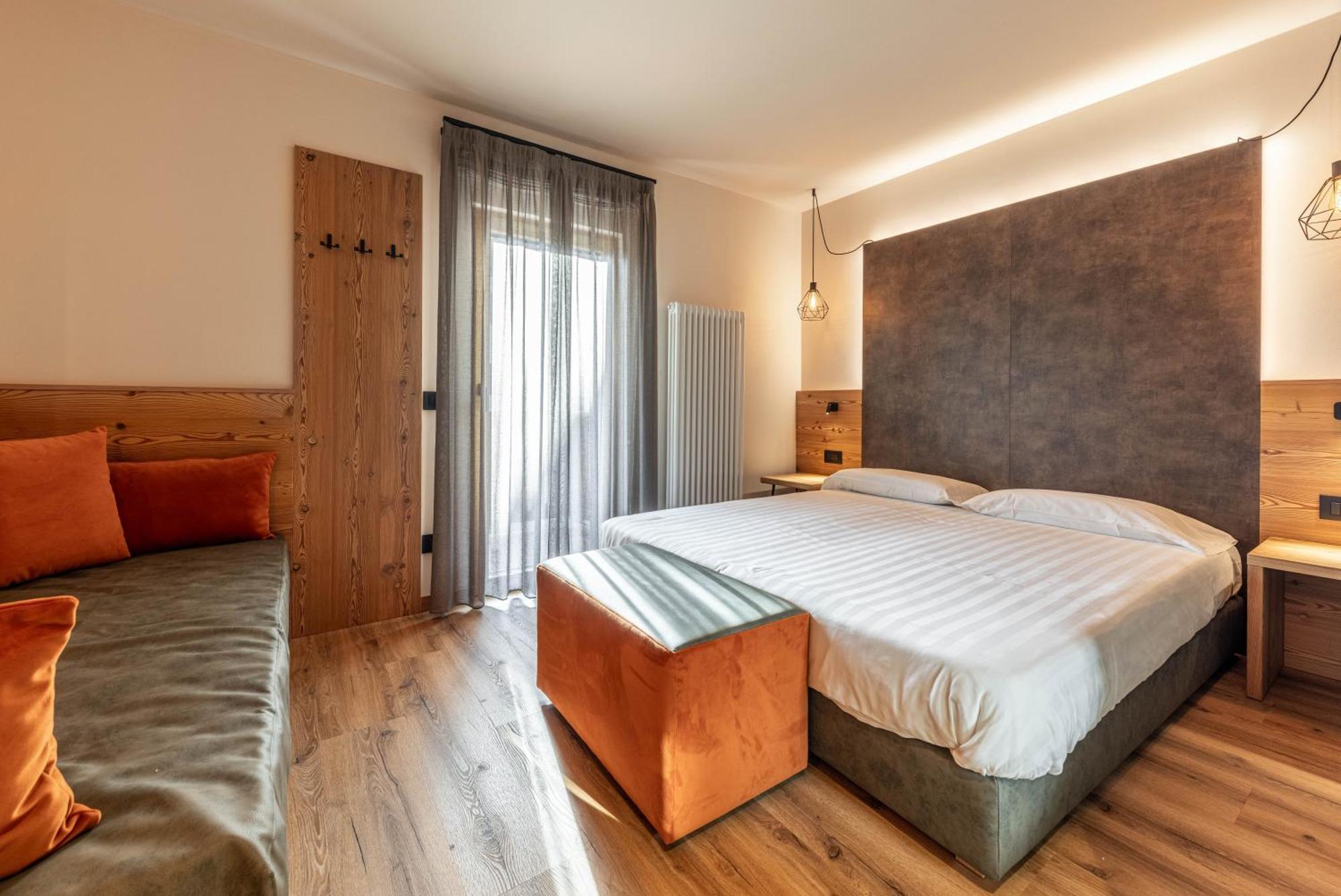Hotel Laste' Caldes Kültér fotó