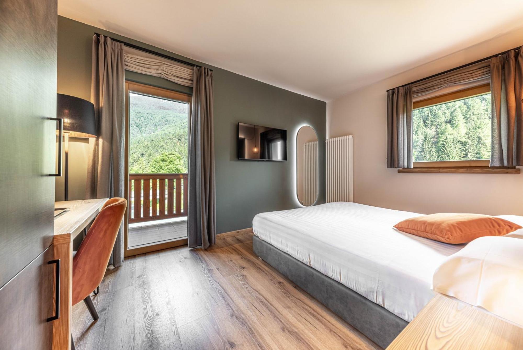 Hotel Laste' Caldes Kültér fotó