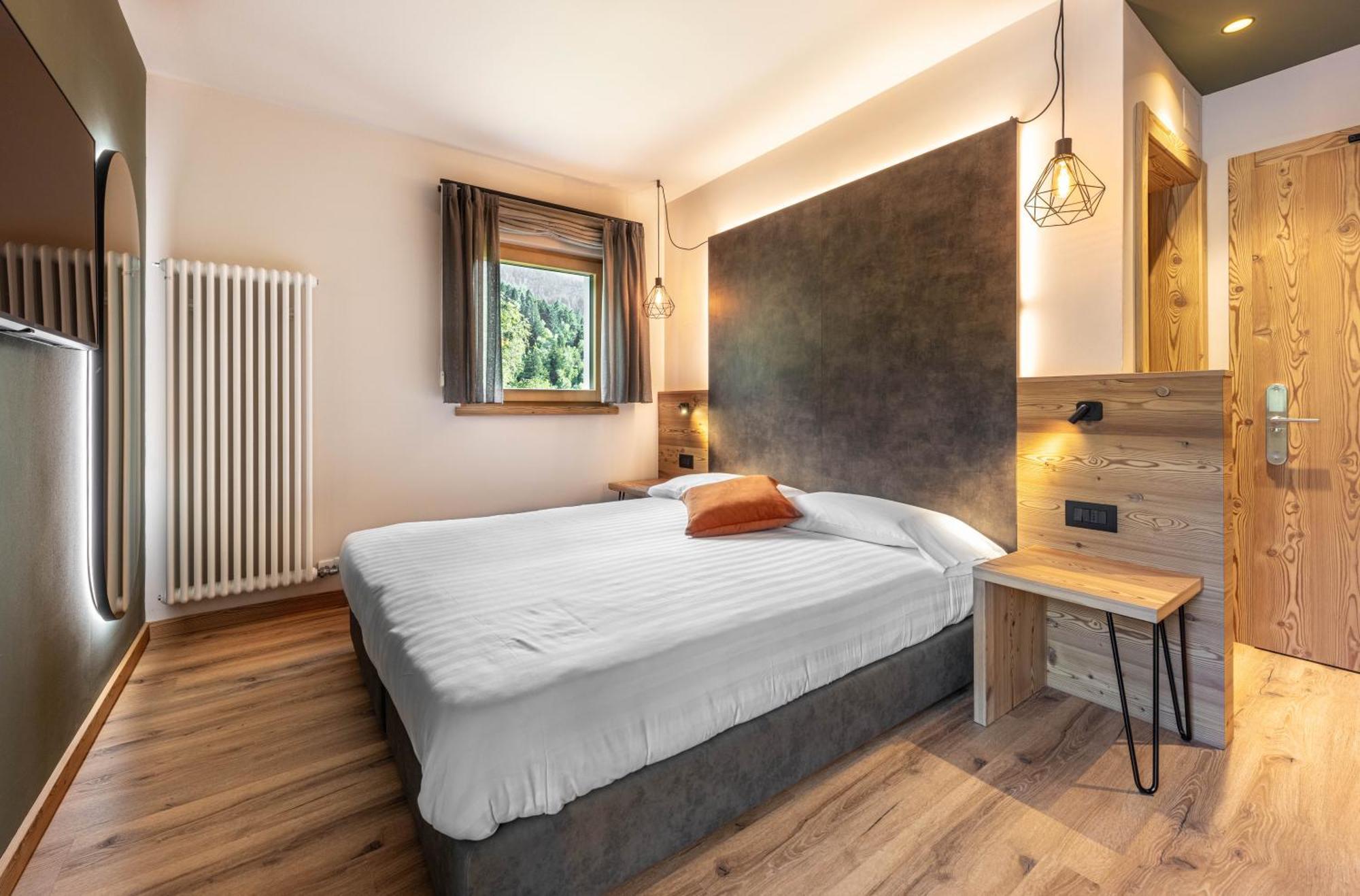 Hotel Laste' Caldes Kültér fotó