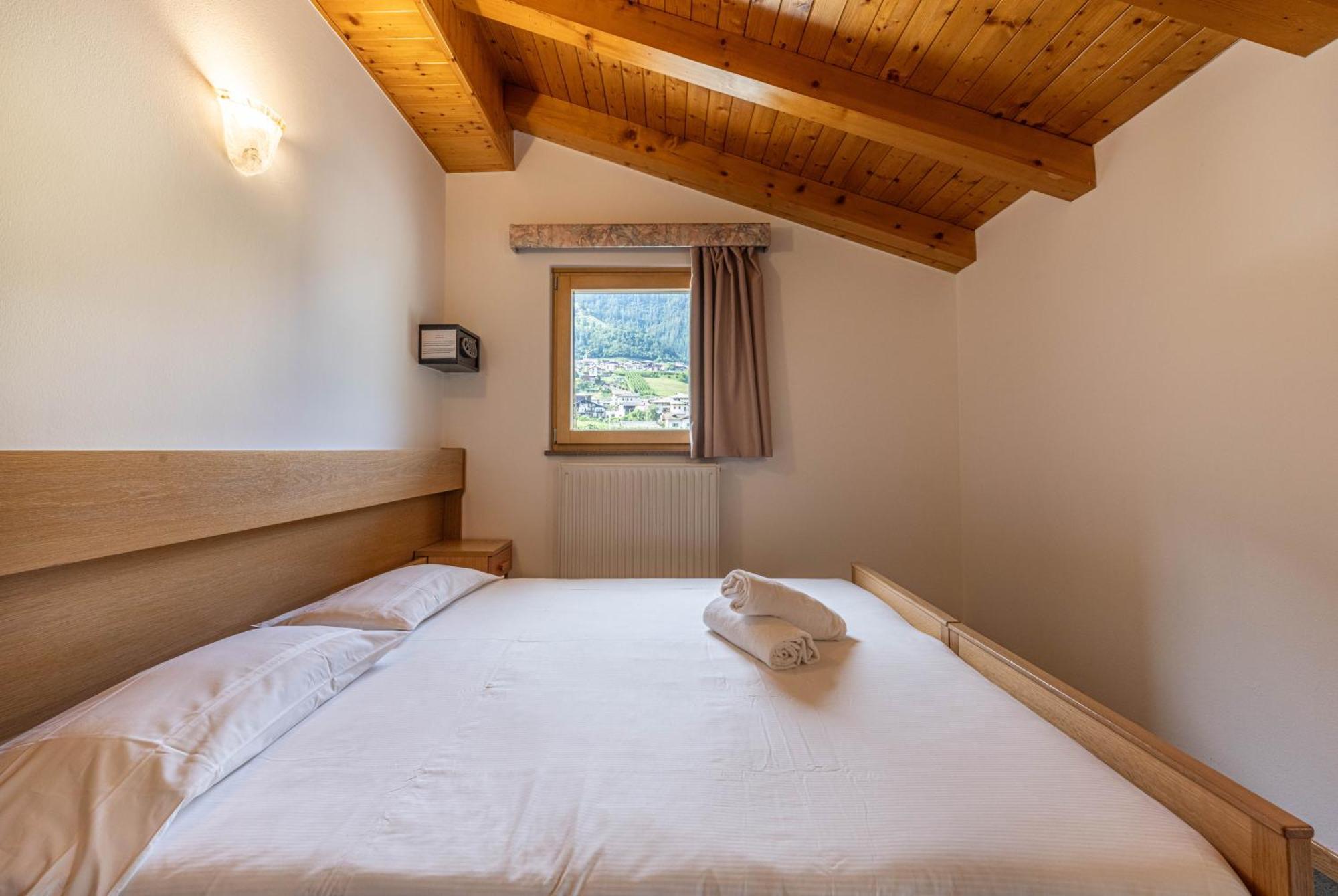 Hotel Laste' Caldes Kültér fotó