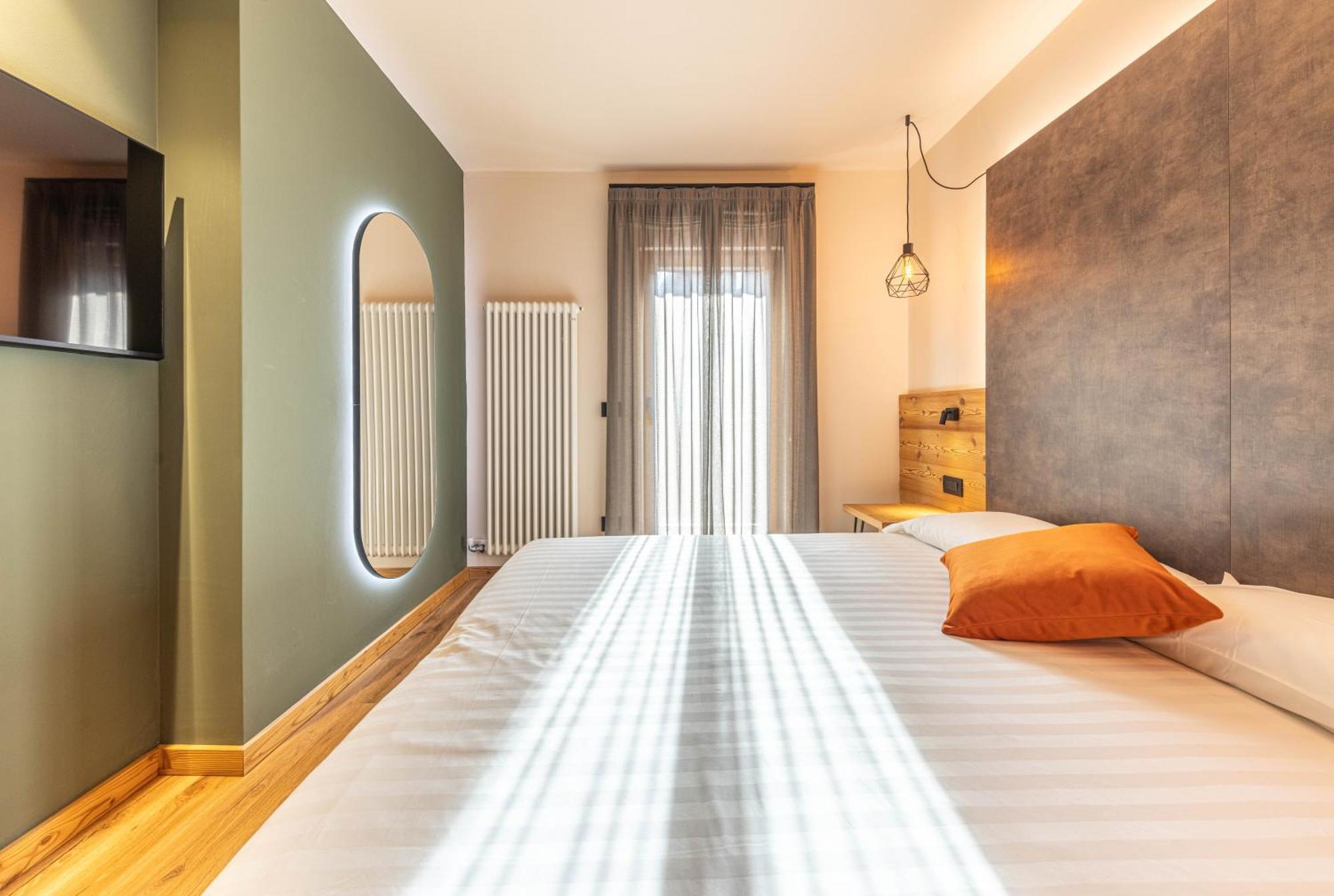 Hotel Laste' Caldes Kültér fotó